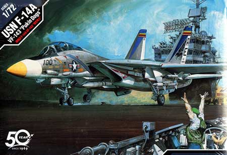 academy f14 pukin dogs model aircraft