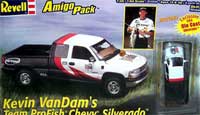 REVELL KEVIN VANDAM'S CHEVY SILVERADO AMIGO PACK REVELL KEVIN VANDAM'S CHEVY SILVERADO AMIGO PACK