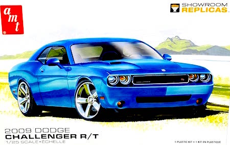AMT 2009 Dodge Challenger R-T 1:25 Scale Model Kit
