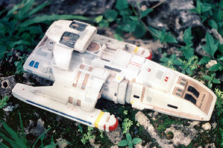 ds9 star trek shuttle model monogram revell