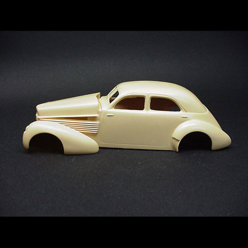 1937 Cord Trunkback Sedan - AAM All American Models