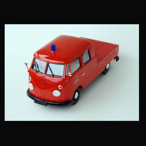 1968 VW Doka Crew Cab Truck - Scale Productions